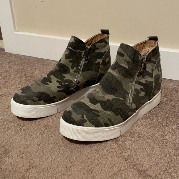 Coconuts by Matisse Shoes - Coconuts by Matisse Camouflage Sneaker | Size 11